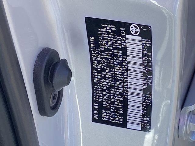 Used 2022 Toyota Corolla SE w/ Carpet Mat Package (TMS) image 27