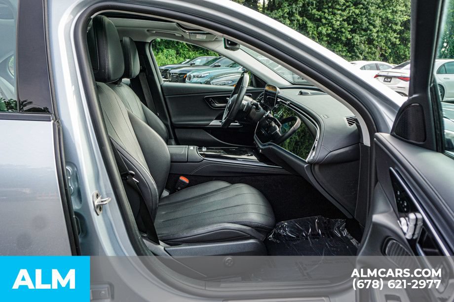 Used 2024 Mercedes-Benz E 350 4MATIC Sedan w/ Driver Assistance Package image 22