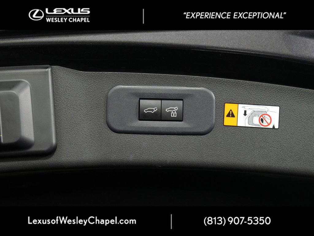 Used 2025 Lexus NX 250 FWD w/ Towing Package (2000 Lbs) image 19