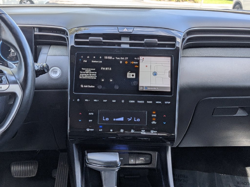 Used 2023 Hyundai Santa Cruz Limited AWD/4WD image 18