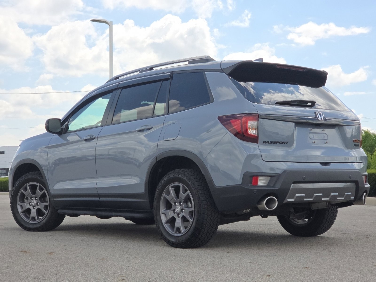Used 2024 Honda Passport TrailSport image 18