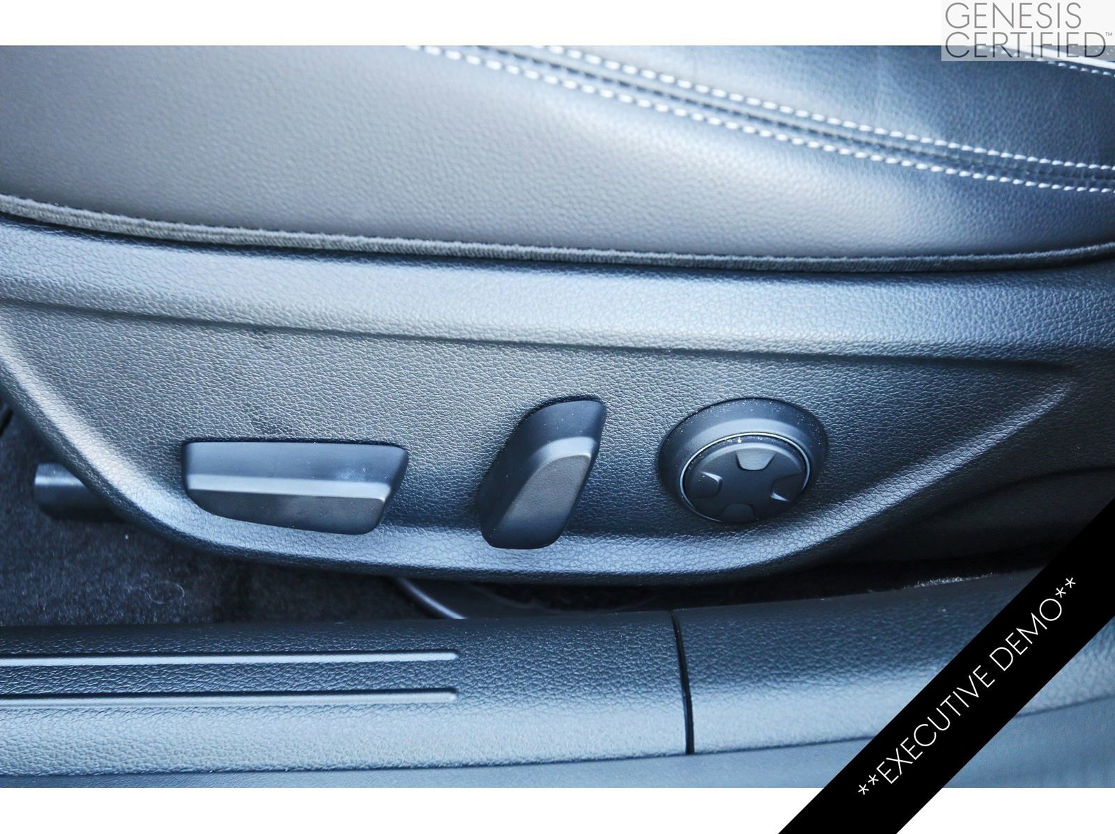 Used 2026 Genesis G70 2.5T Prestige image 31