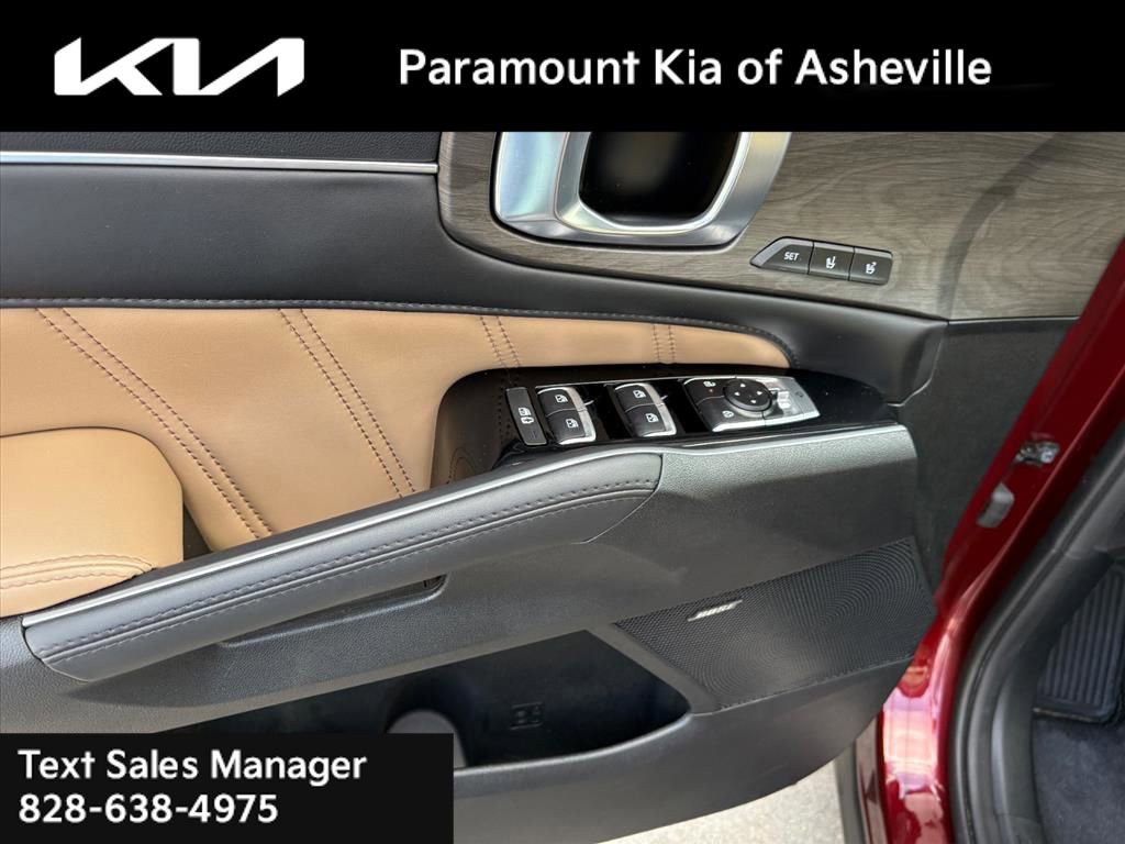 Certified 2025 Kia Sorento SX Prestige w/ Olive Brown Leather Package image 25