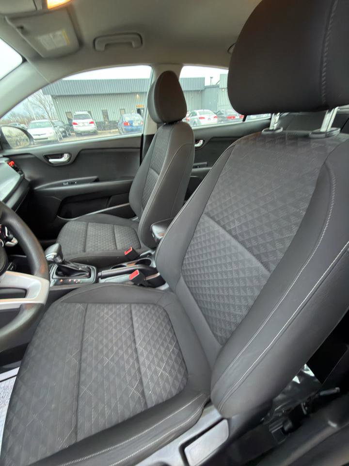 Used 2021 Kia Rio S image 22