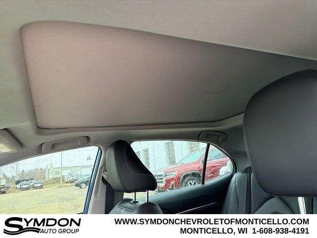 Used 2020 Toyota Camry XSE image 16