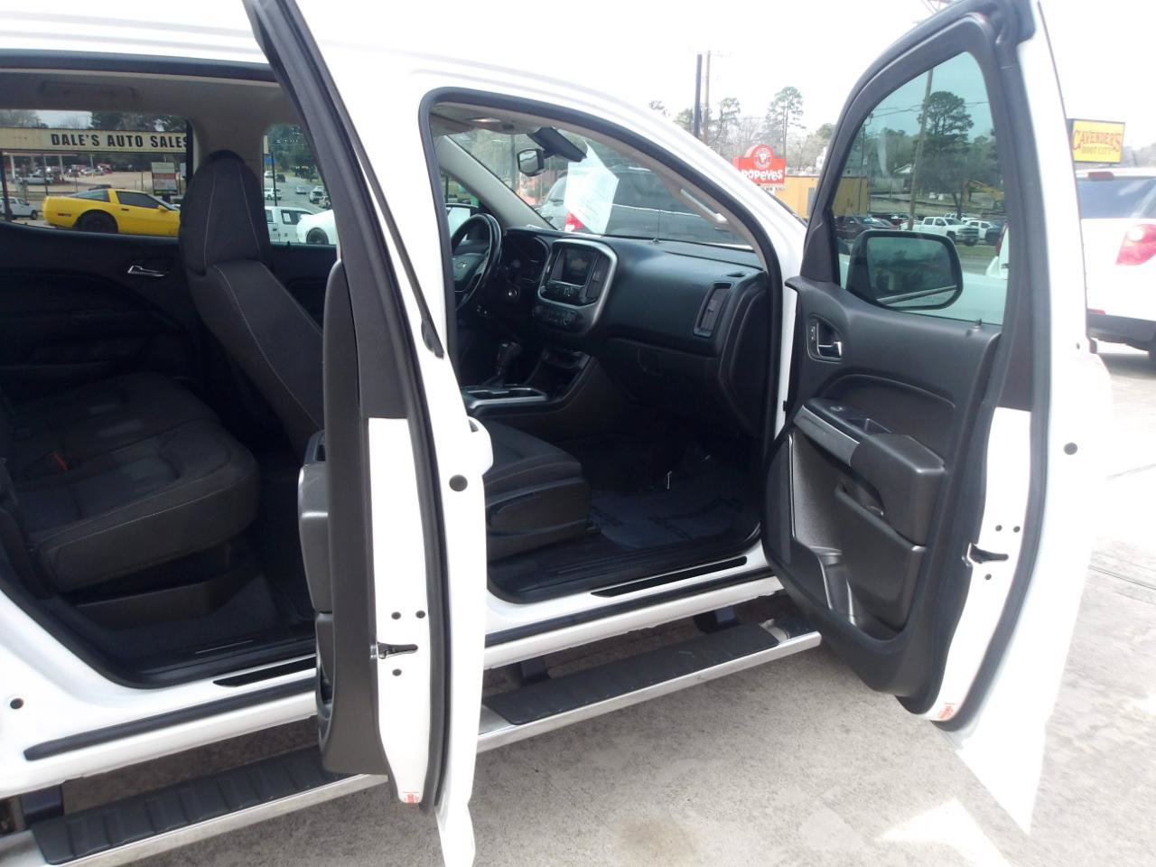 Used 2020 Chevrolet Colorado LT w/ LT Convenience Package AWD/4WD image 6
