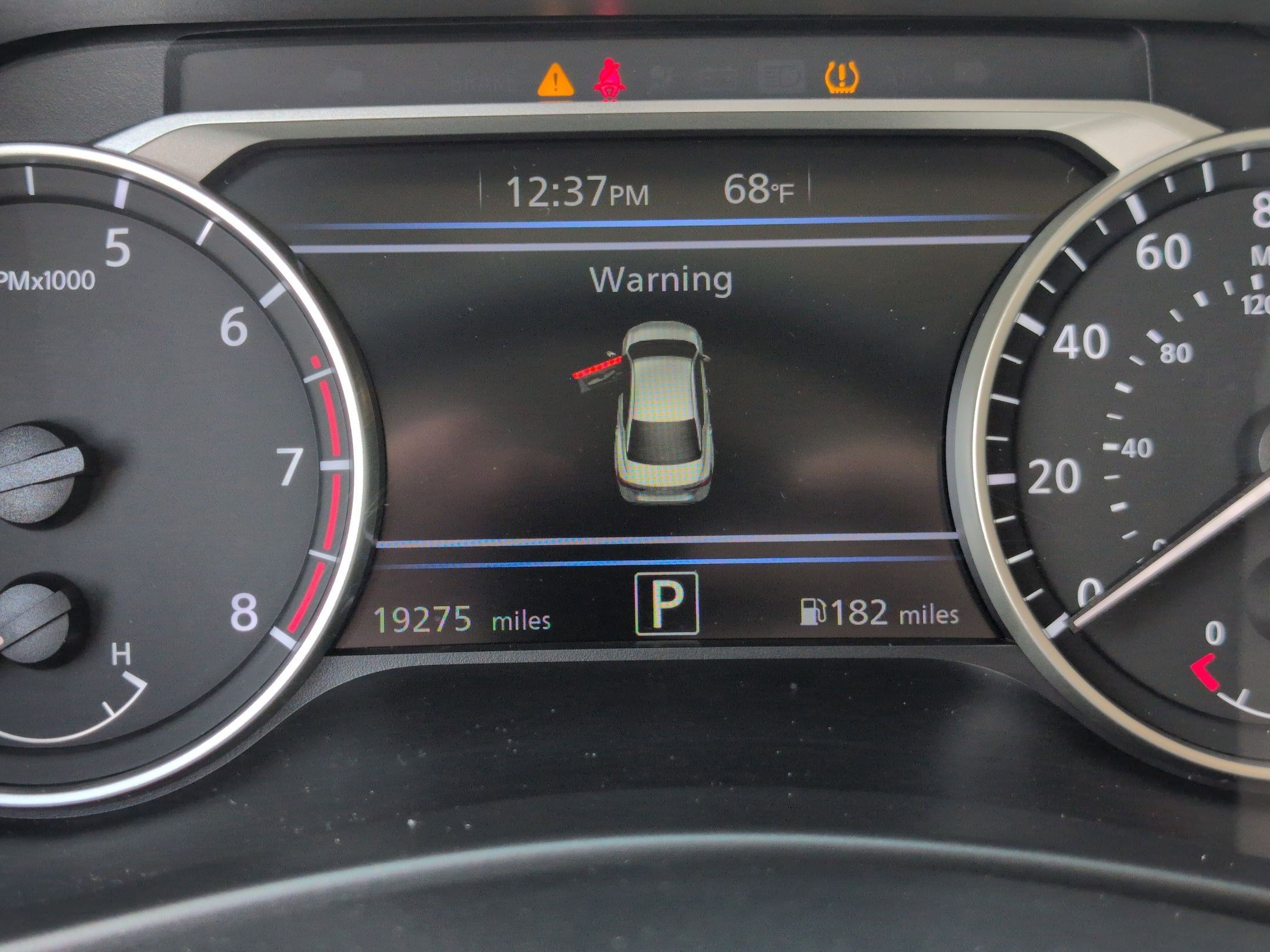 Used 2022 Nissan Sentra SR w/ Electronics Package image 15