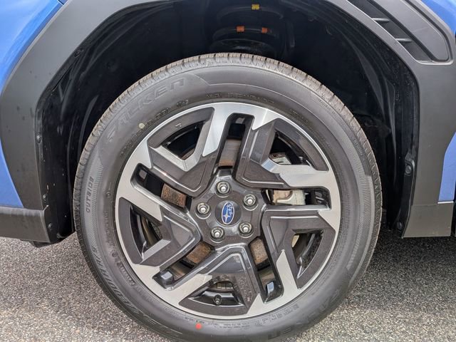 Certified 2025 Subaru Forester Premium AWD/4WD image 9