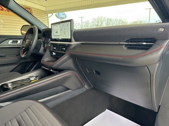 Used 2025 Ford Explorer ST-Line w/ ST-Line Street Pack image 26