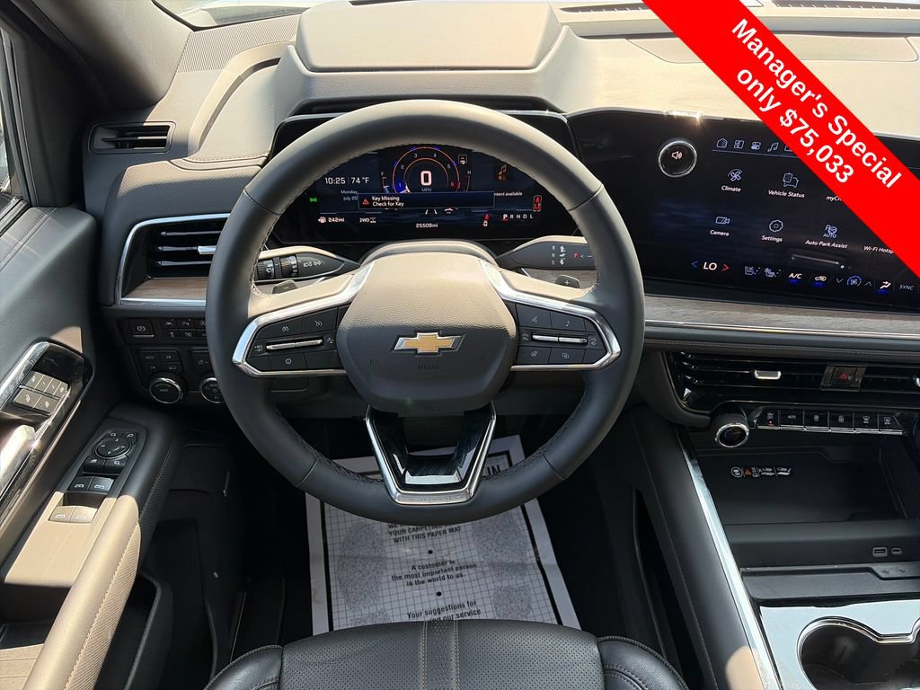 Used 2025 Chevrolet Tahoe High Country AWD/4WD image 13