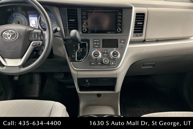 Used 2020 Toyota Sienna LE FWD image 13