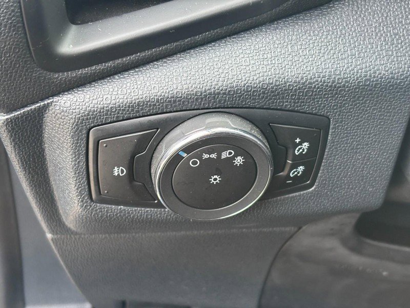 Used 2021 Ford EcoSport SE w/ SE Appearance Package image 19