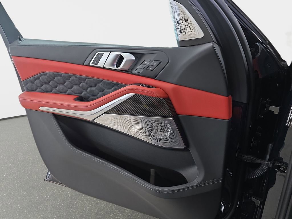 Used 2021 BMW X5 M w/ Competition Package AWD/4WD image 27