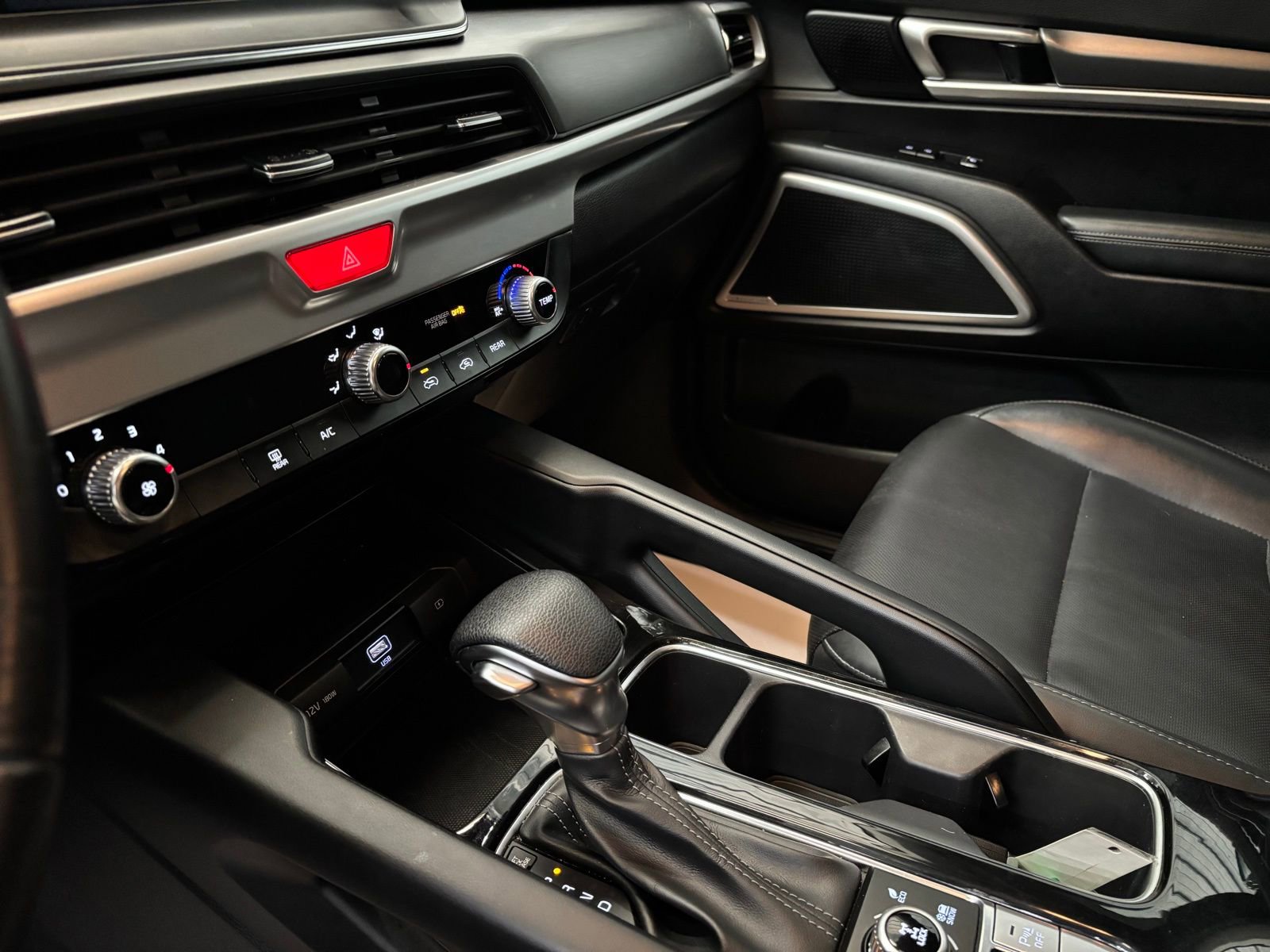 Used 2021 Kia Telluride LX image 20