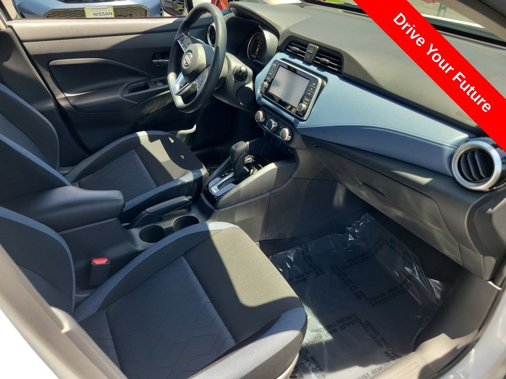 Used 2025 Nissan Versa SV w/ Trunk Package FWD image 19