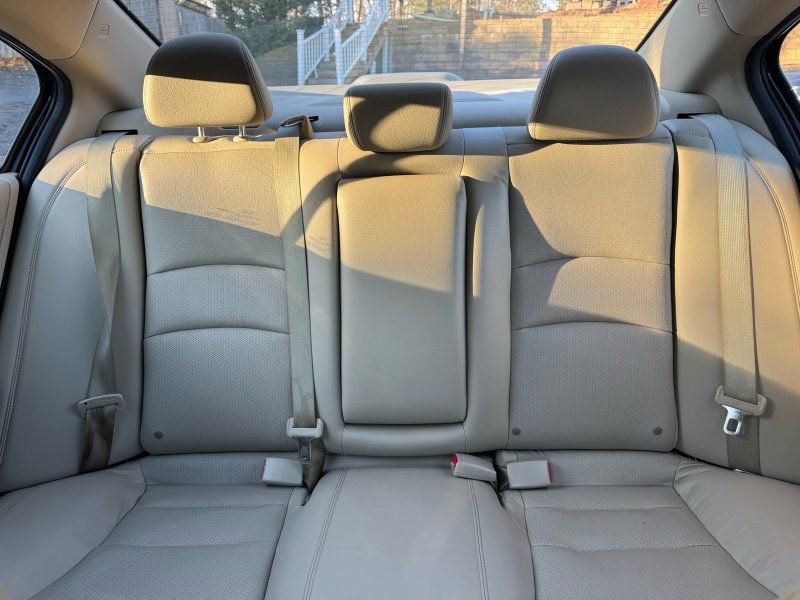 Used 2015 Honda Accord EX-L image 23