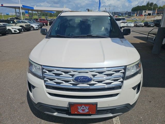 Used 2019 Ford Explorer XLT w/ Equipment Group 202A image 2