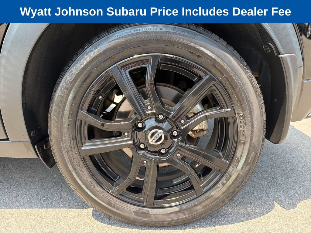 Used 2021 Nissan Kicks SR w/ SR Premium Package FWD image 5
