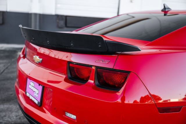 Used 2010 Chevrolet Camaro SS w/ RS Package image 29