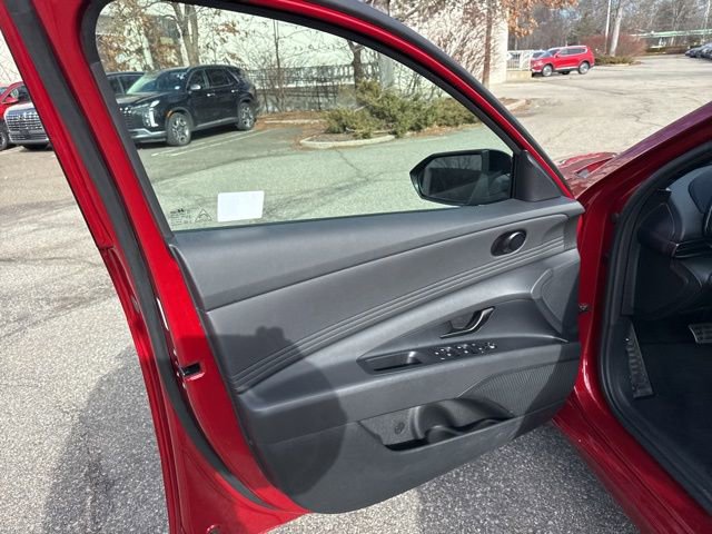 Certified 2025 Hyundai Elantra Sport w/ Cargo Package image 37