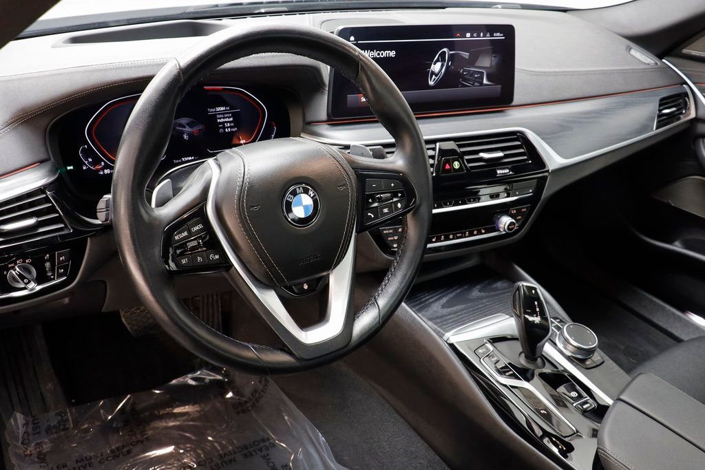 Certified 2023 BMW 530i xDrive w/ Premium Package image 7