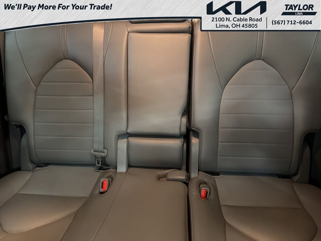 Used 2022 Toyota Highlander XLE image 14