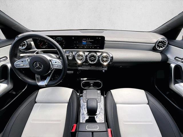 Used 2023 Mercedes-Benz CLA 250 image 16