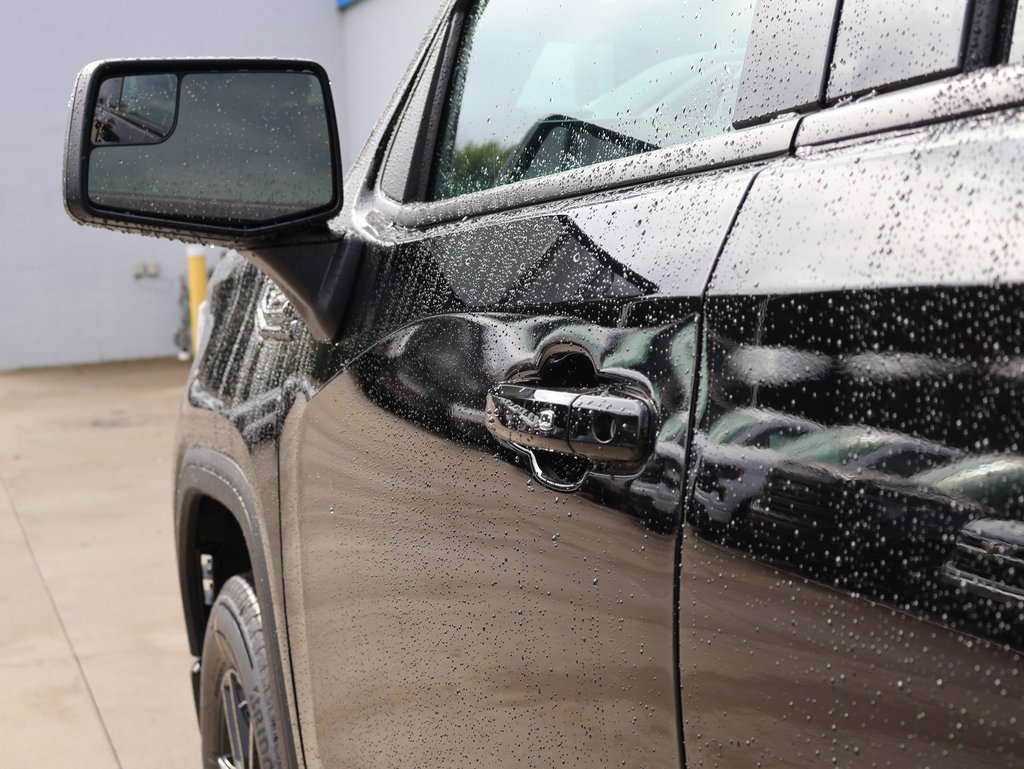 New 2026 GMC Sierra 1500 Elevation image 9