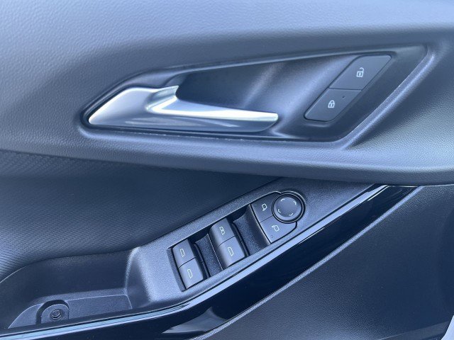 Used 2025 Chevrolet Equinox LT image 22