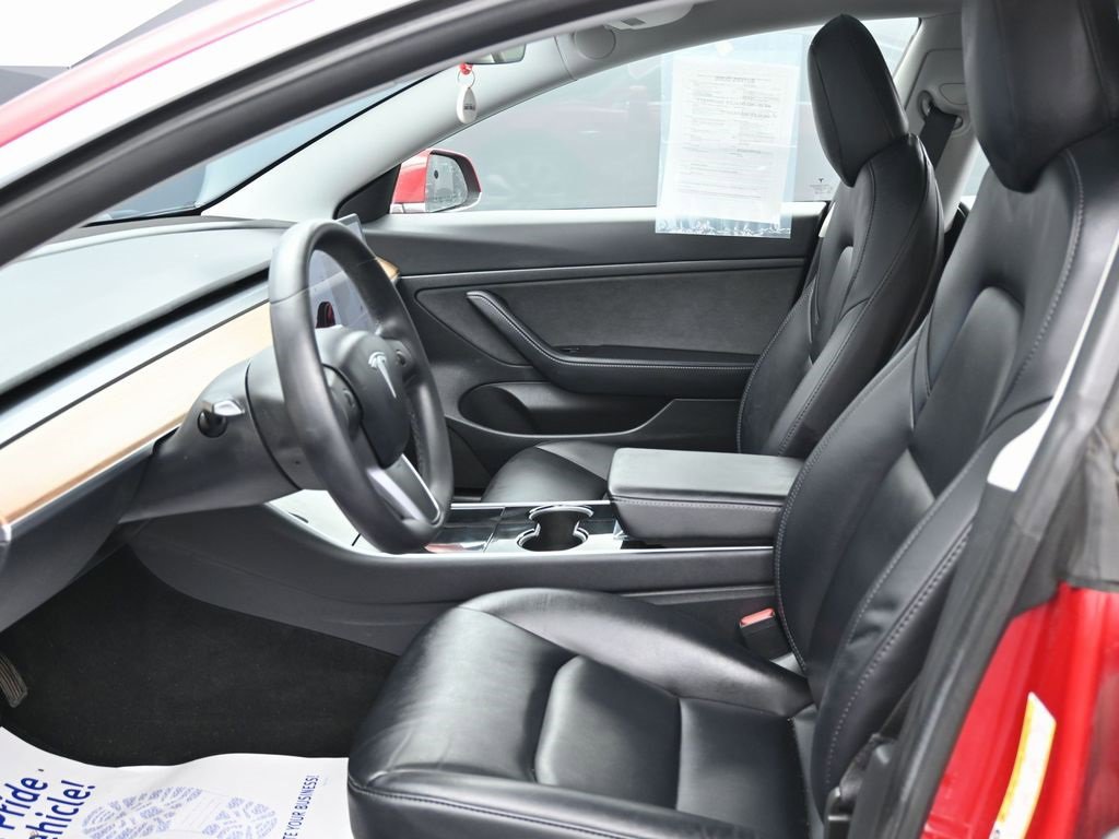 Used 2020 Tesla Model 3 Standard Range Plus image 15