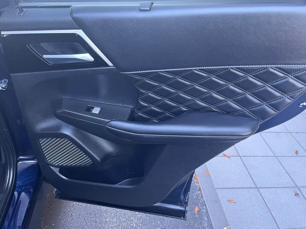 Used 2024 Mitsubishi Outlander SEL image 27