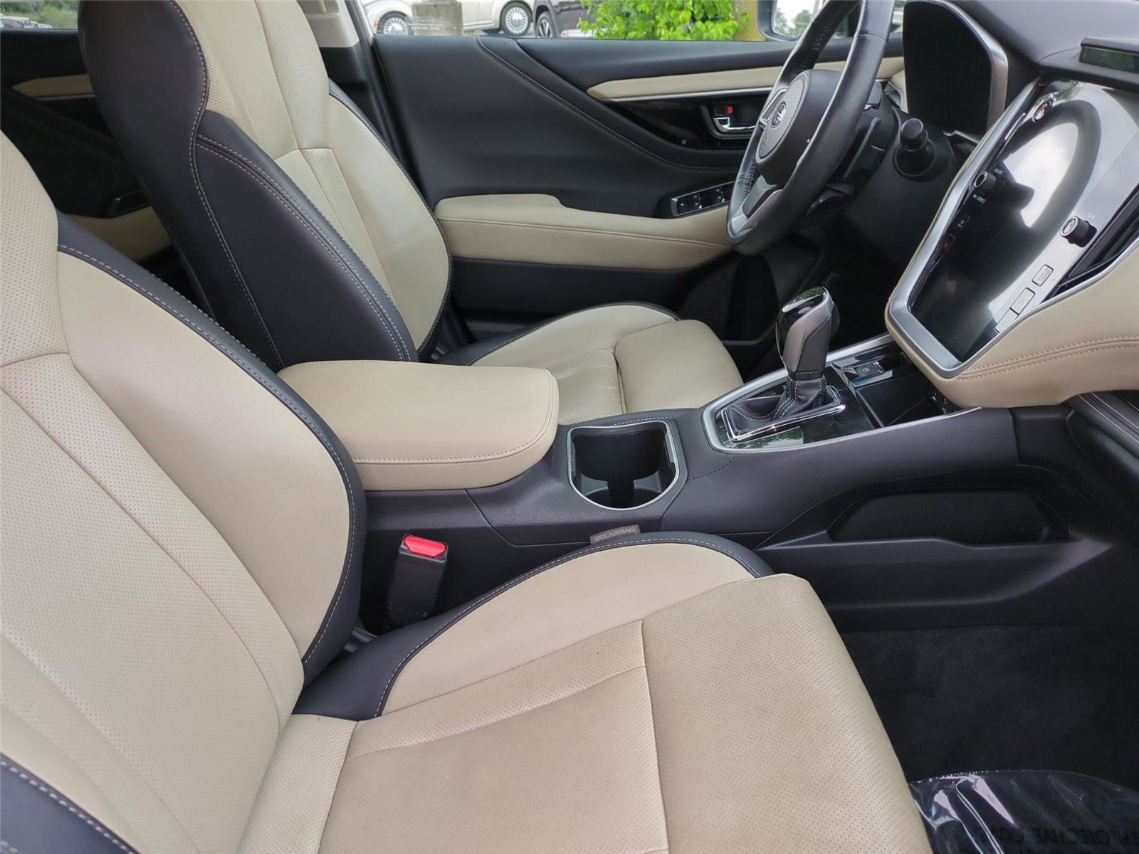 Used 2022 Subaru Outback Limited AWD/4WD image 21