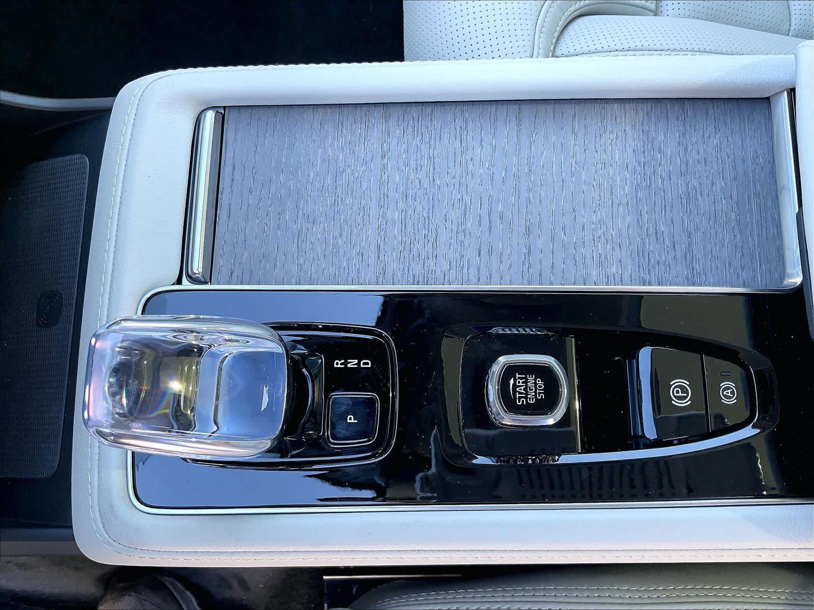 New 2027 Volvo XC90 T8 Ultra AWD/4WD image 10