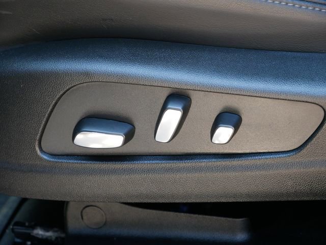 Used 2024 Cadillac XT6 Sport image 13