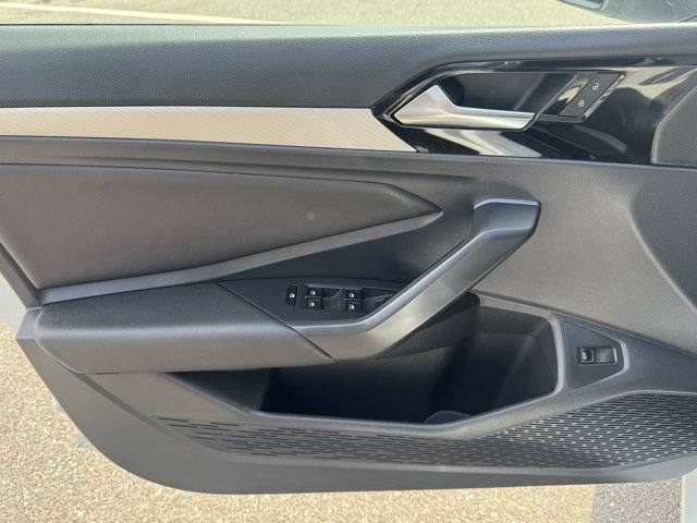Used 2019 Volkswagen Jetta R-Line FWD image 27