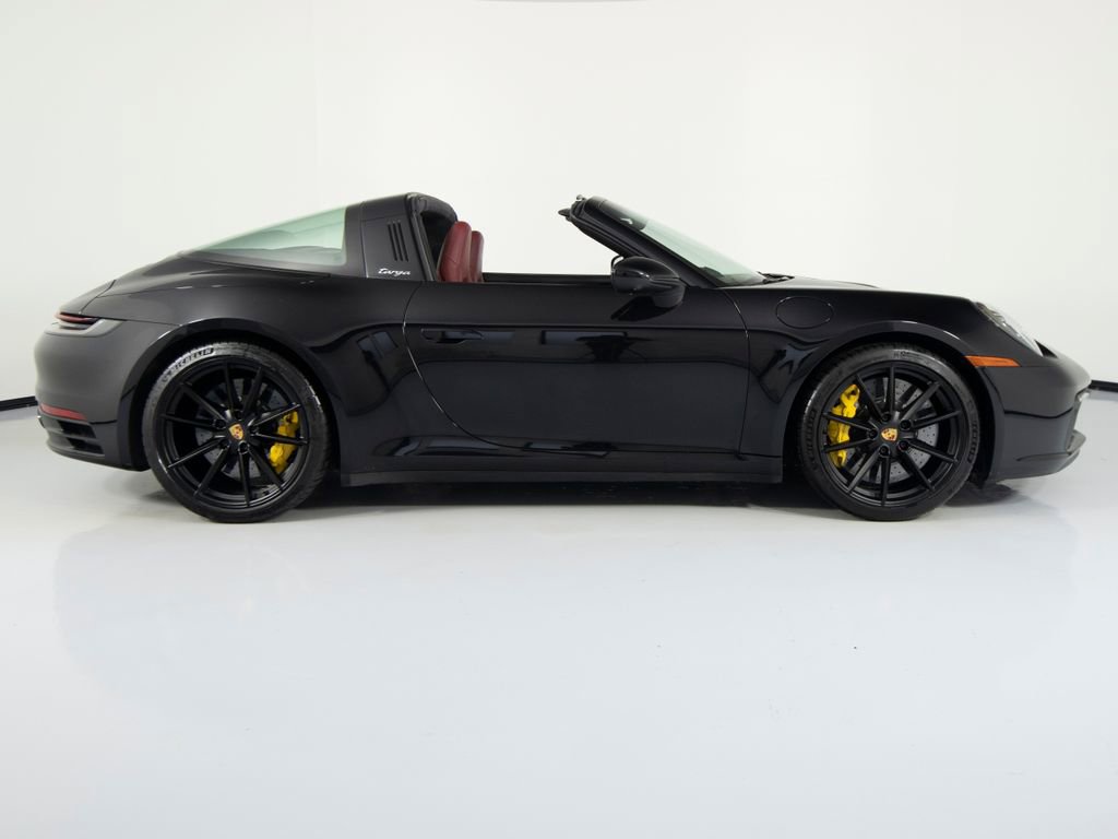 Certified 2021 Porsche 911 Targa 4S image 11