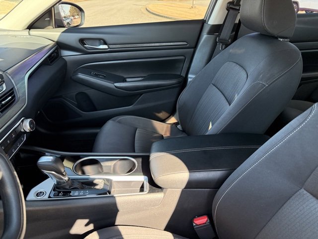 Used 2024 Nissan Altima 2.5 SV image 24