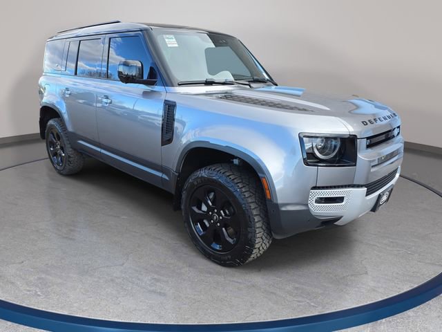 Certified 2022 Land Rover Defender 110 SE image 4