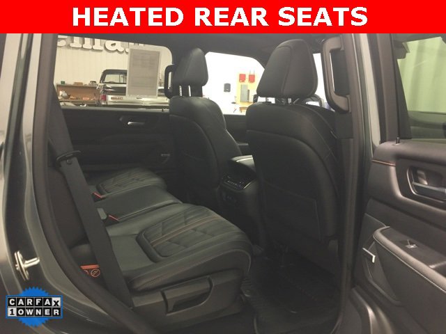 Used 2025 Nissan Armada PRO-4X w/ Pro-4X Premium Package image 18