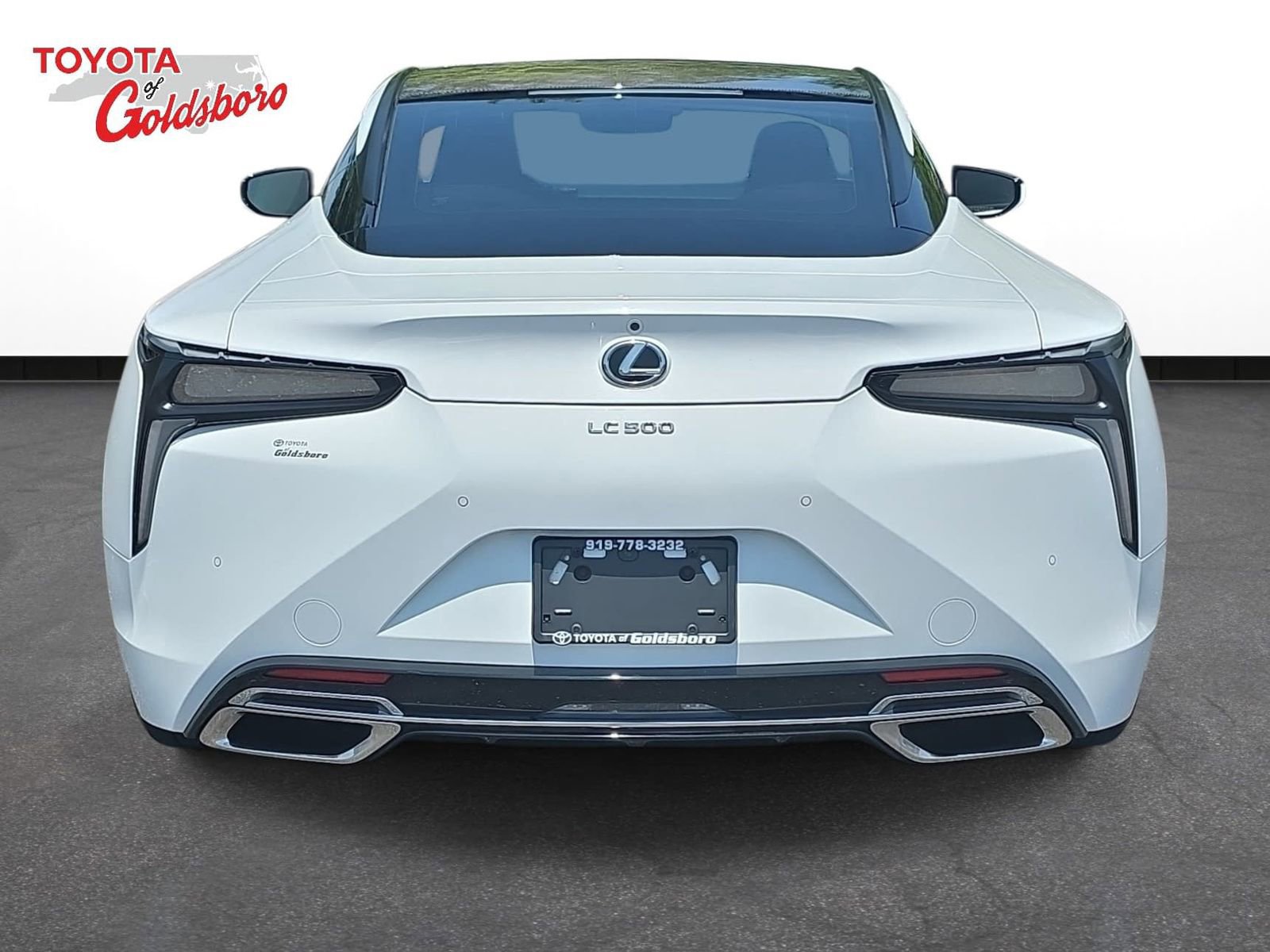Used 2018 Lexus LC 500 Coupe w/ Performance Package RWD image 6