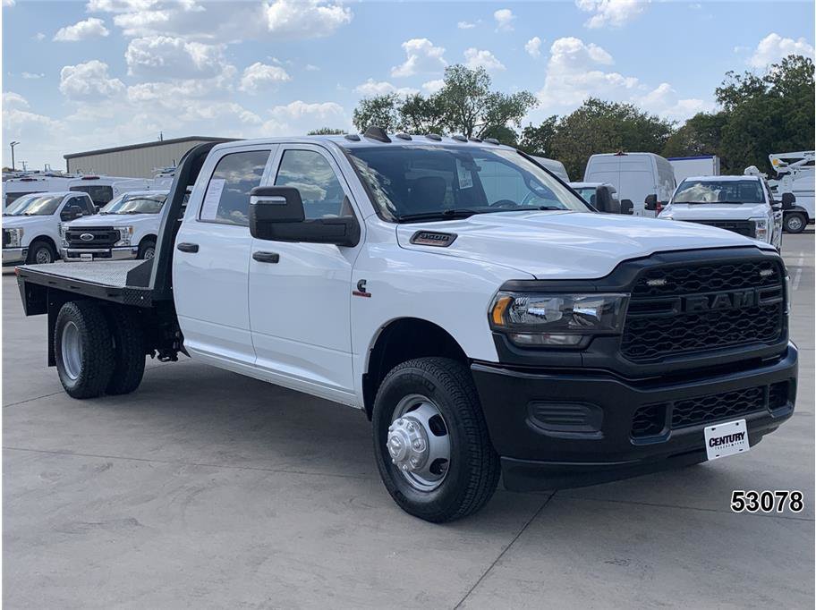 Used 2024 RAM 3500 Tradesman AWD/4WD image 3