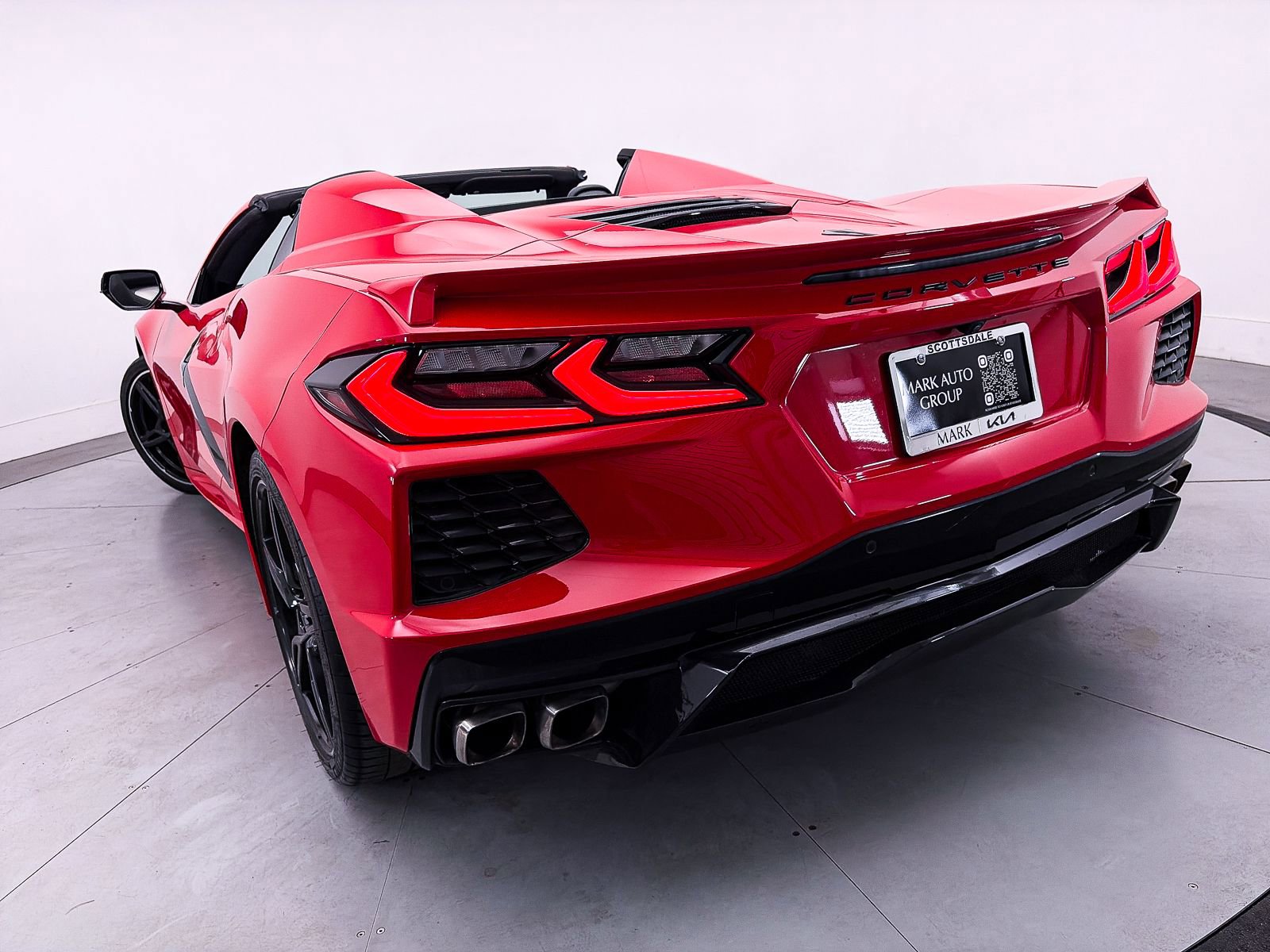 Used 2024 Chevrolet Corvette Stingray Preferred Conv w/ 2LT RWD image 10