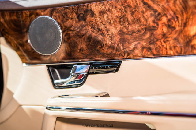 Used 2012 Jaguar XJ image 50