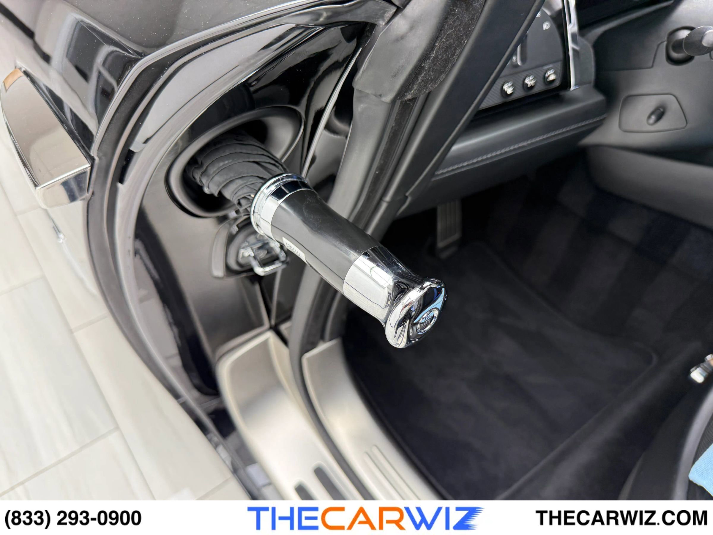 Used 2019 Rolls-Royce Dawn image 40