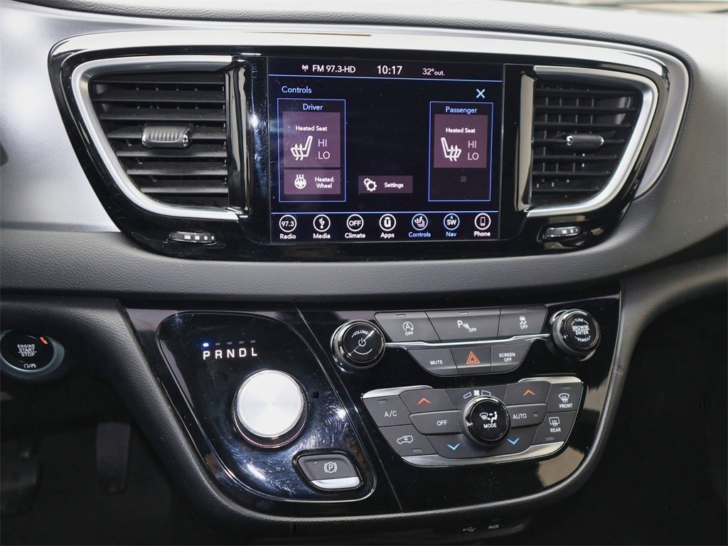 Used 2019 Chrysler Pacifica Touring-L Plus w/ S Appearance Package image 24