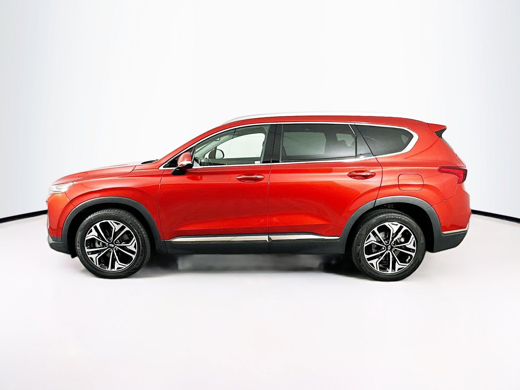 Used 2019 Hyundai Santa Fe Limited image 4