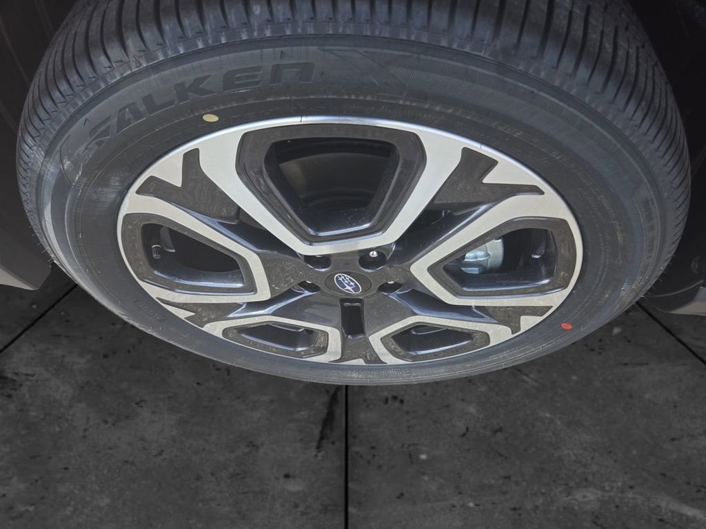 Used 2025 Subaru Ascent Touring image 14