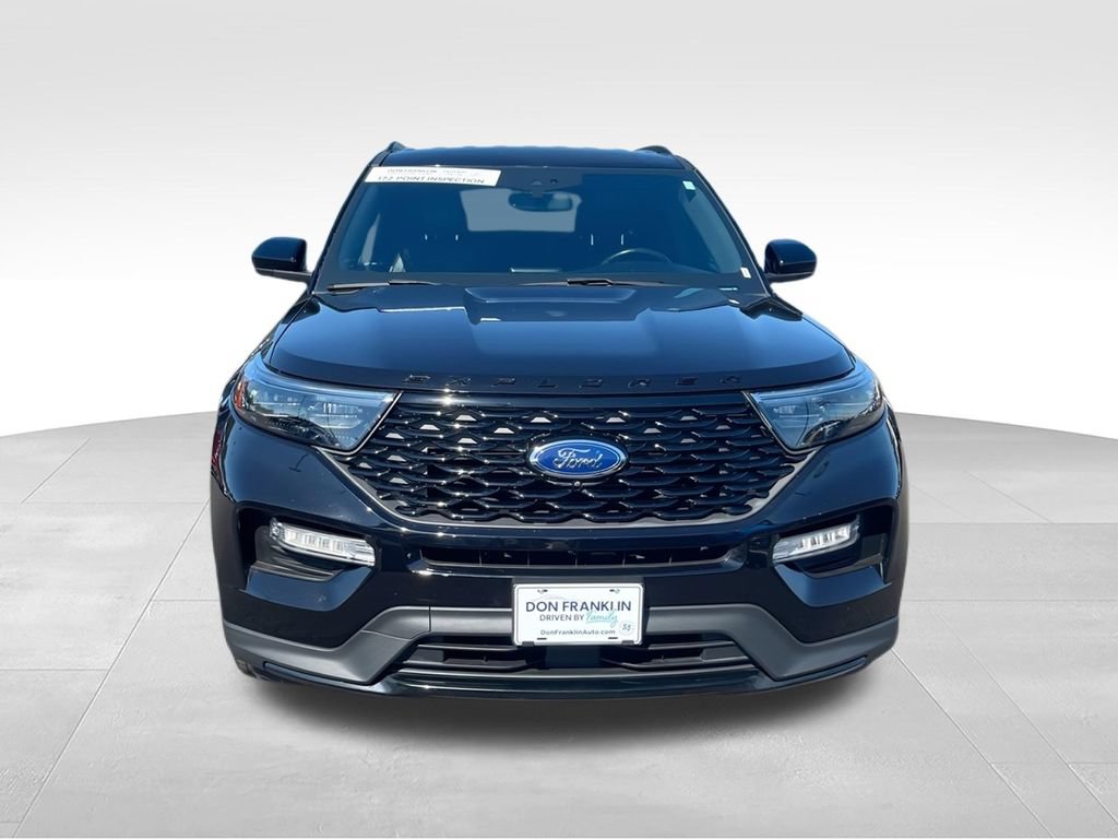 Used 2022 Ford Explorer ST-Line AWD/4WD image 3