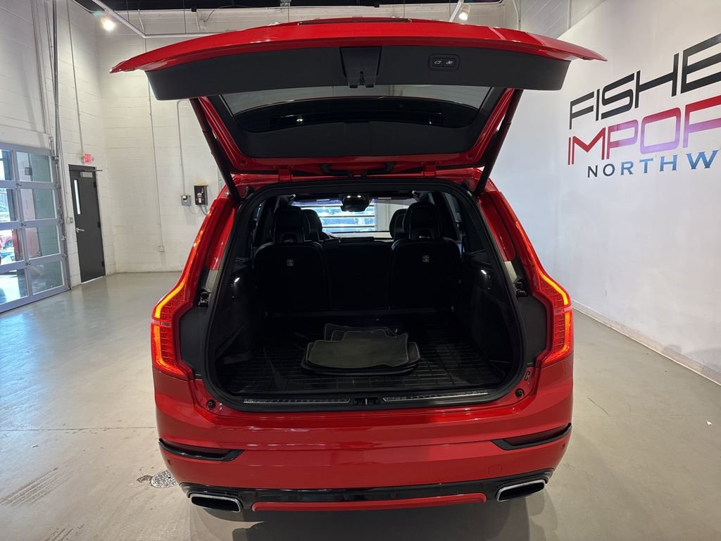 Used 2017 Volvo XC90 T5 R-Design FWD image 29