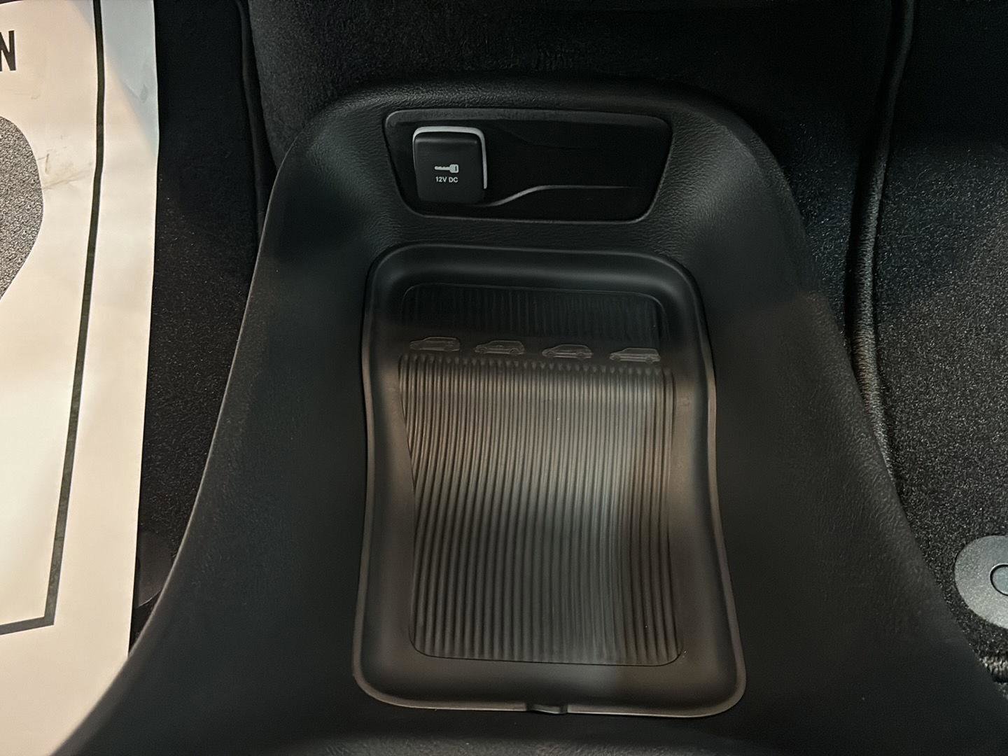 New 2027 Chrysler Pacifica Select FWD image 17